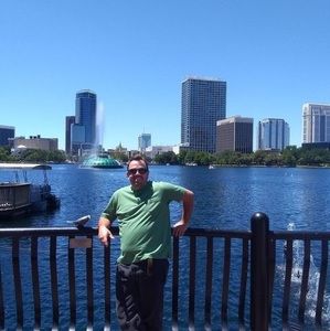 Meet your Posher, Mauricio